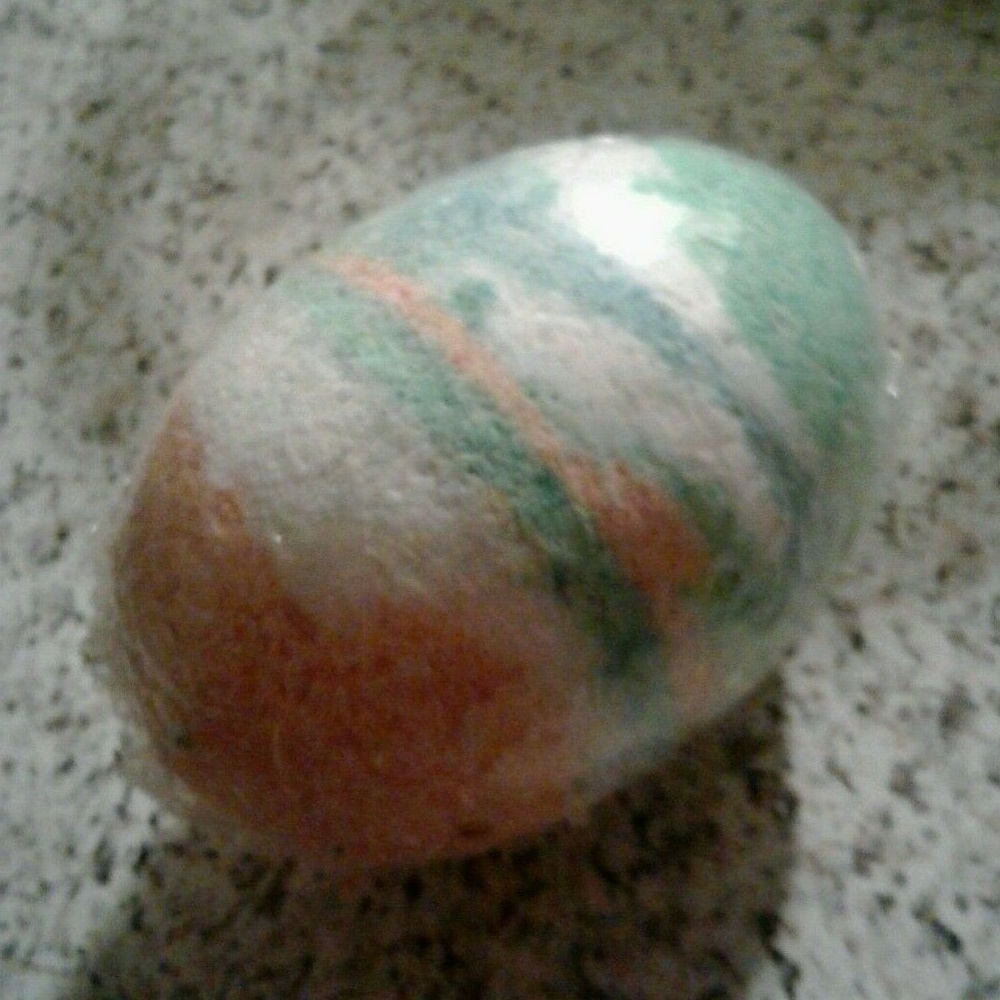 Butterscotch & Vanilla Large Bath Bomb Oversized